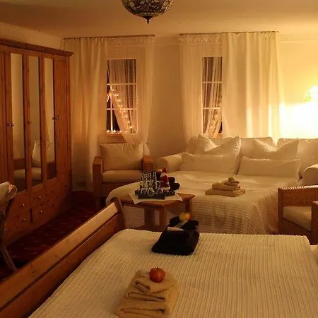 Gaststaette Waldhof Konukevi 4*