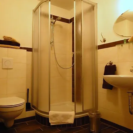 Gaststaette Waldhof Konukevi 4*
