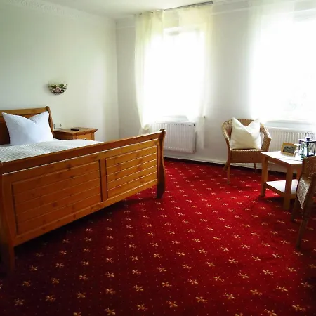 Konukevi Gaststaette Waldhof 4*
