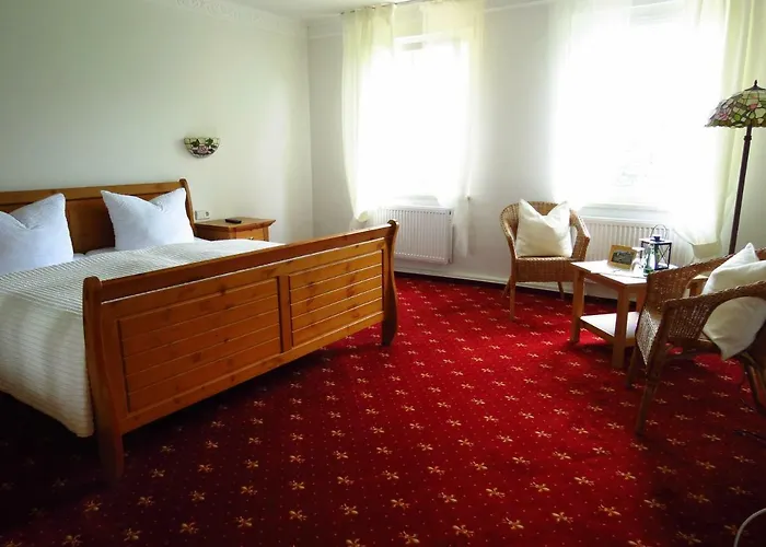 Guest house Gaststaette Waldhof 4*